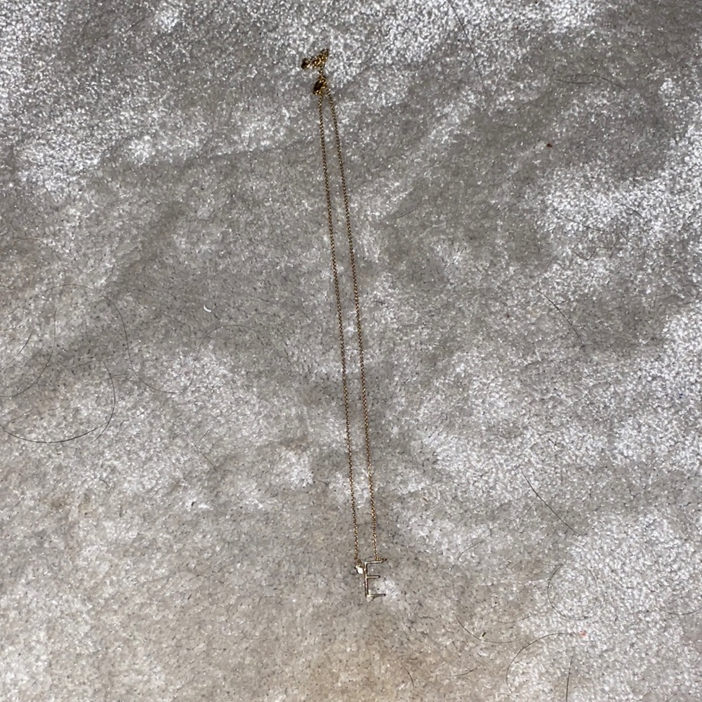 E initial necklace. Perfect condition